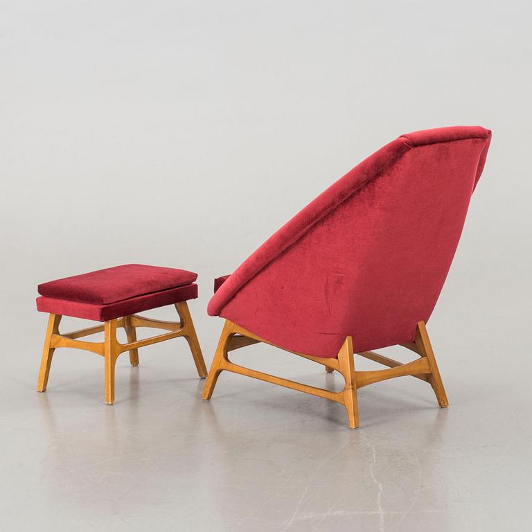 OKÄND FORMGIVARE, fåtölj samt fotpall "Q 56", Möbel-Ikea, modellen lanserad 1956.
