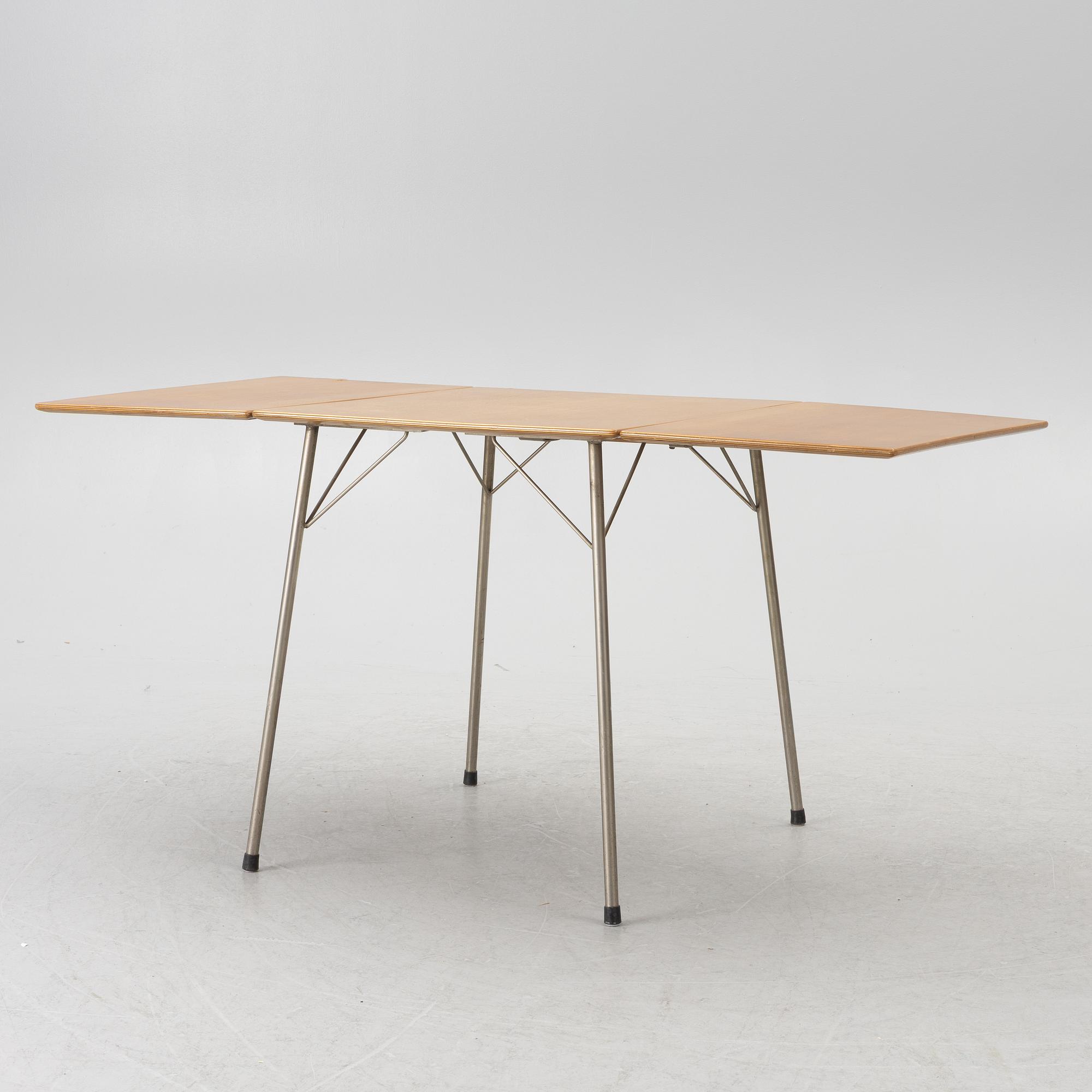 Arne Jacobsen, Table, model 3601, Fritz Hansen, Denmark.