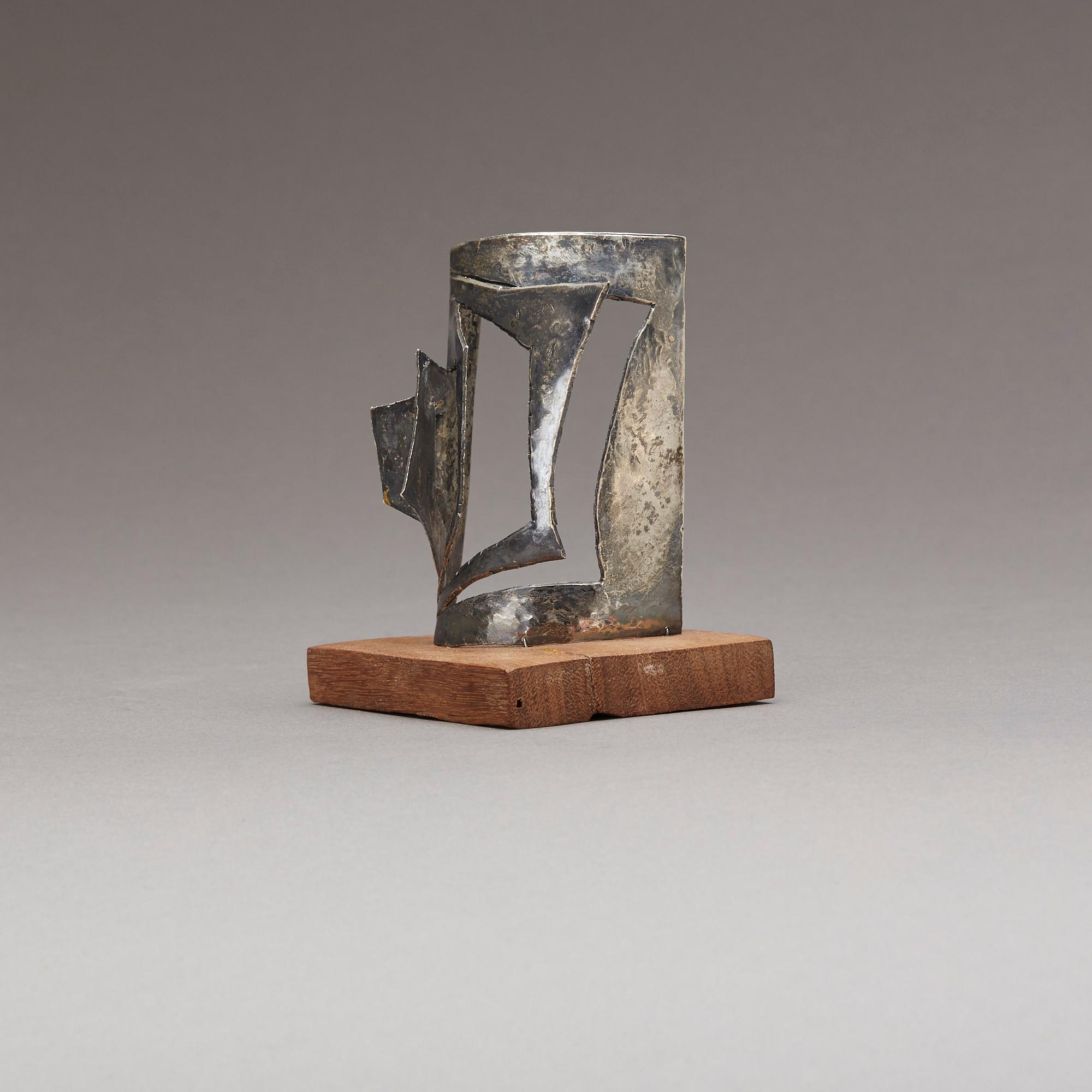ARNE JONES, skulptur, silver, signerad och daterad -59.