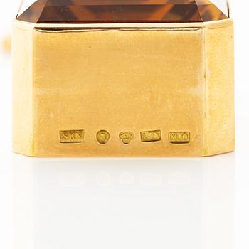 Kristian Nilsson, hänge 18K guld med en fasettslipad citrin, ametist pch peridot. Stockholm, 1986.