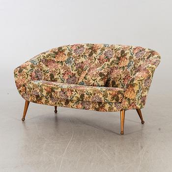 FOLKE JANSSON, a "Tellus" 1950's couch.