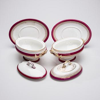 SERVIS, 34 delar, porslin, England, 1870-tal.