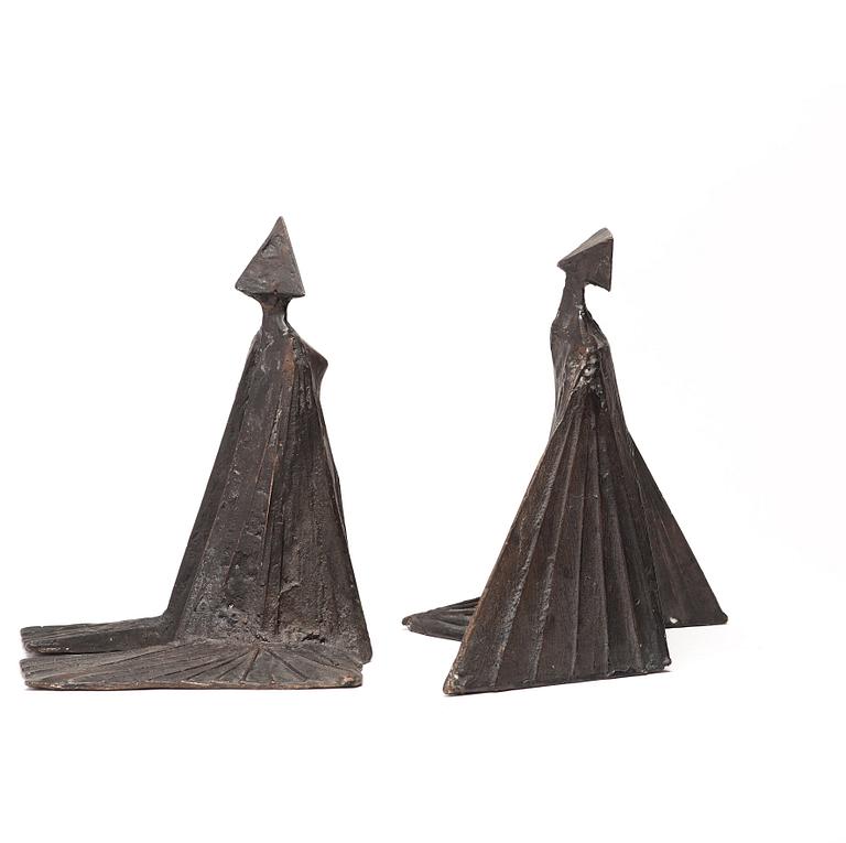 Lynn Chadwick, "Pair of Cloaked figures".