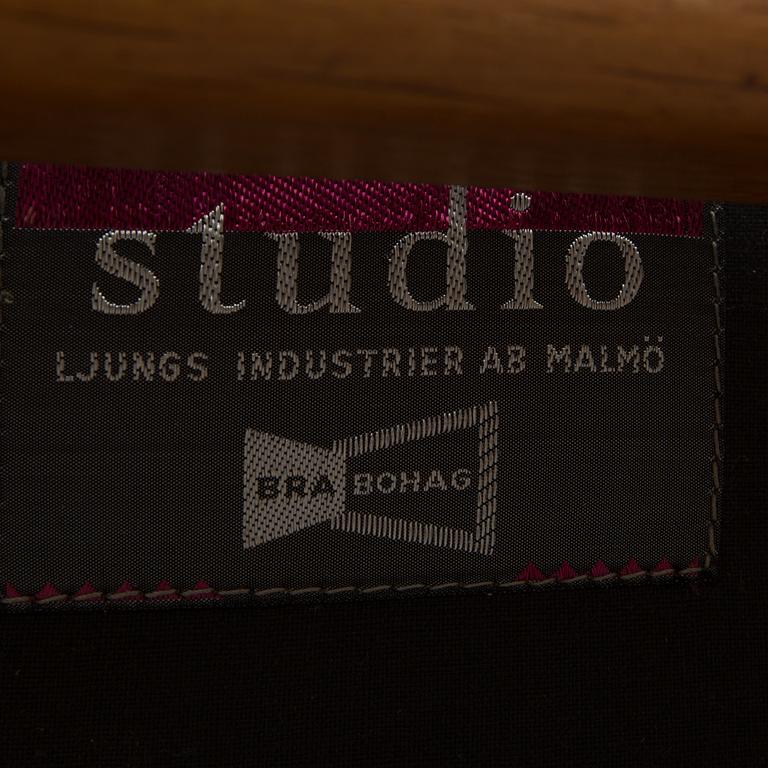 FÅTÖLJER, 2 st, Bra Bohag, Ljungs industrier Malmö, 1900-talets mitt.
