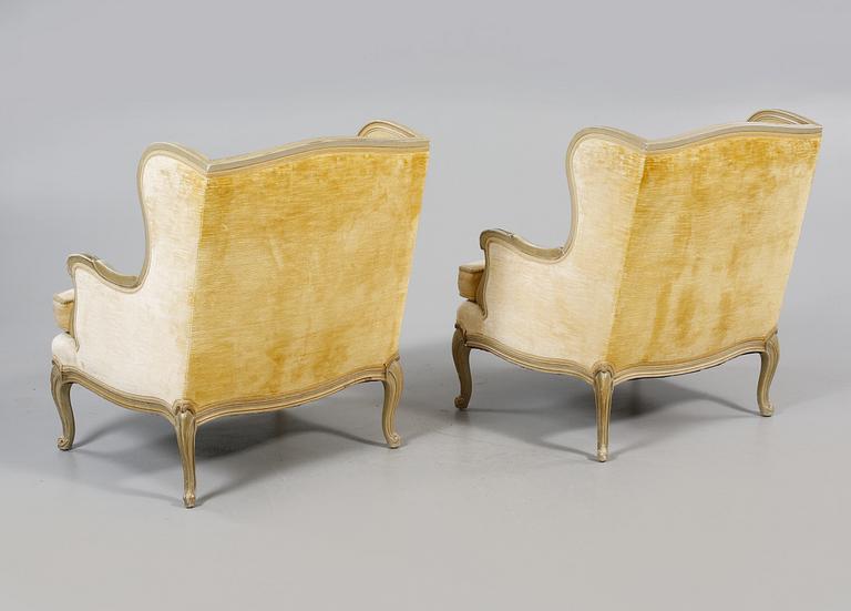 BERGÈRER, ett par, rokokostil, 1900-talets mitt.