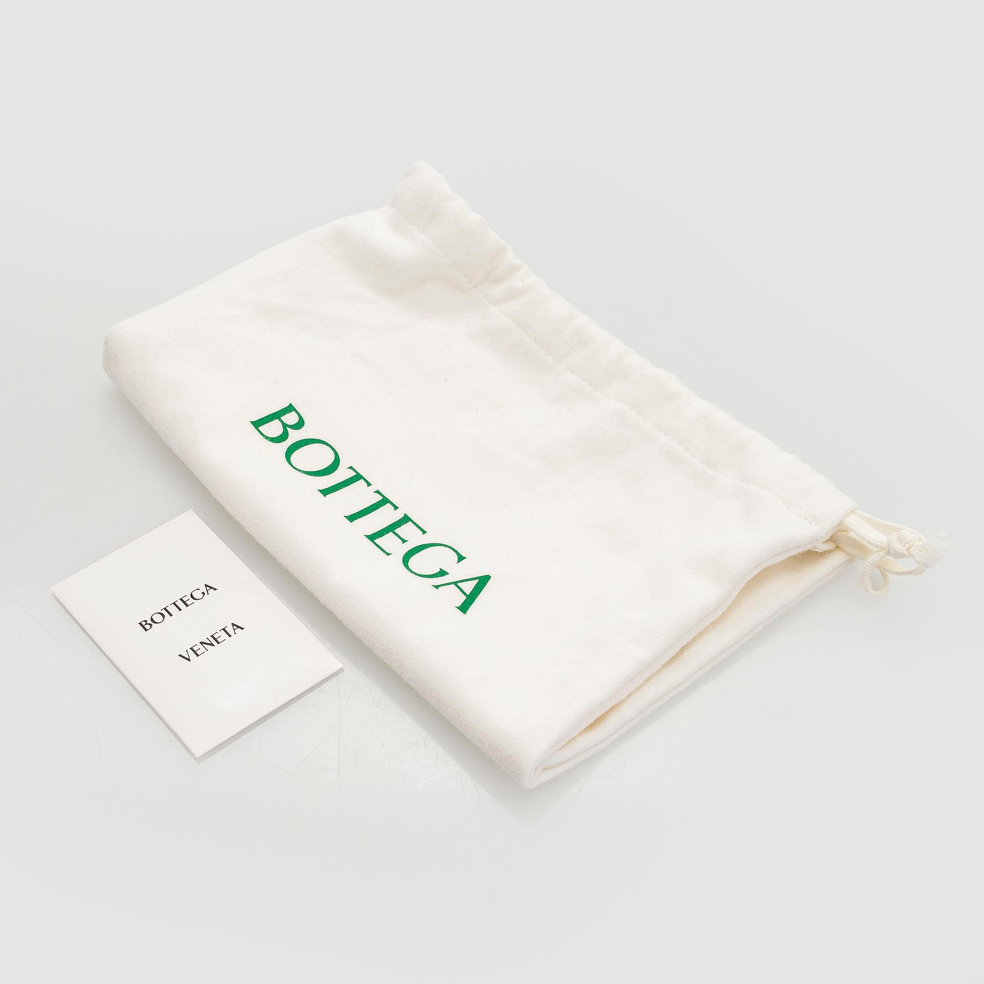 Bottega Veneta, "Mount" laukku.