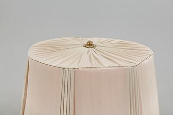 GOLVLAMPA, omkring sekelskiftet 1900.