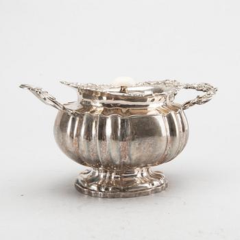 A Russian 3 pcs sivler teaservice assayermakr of N L Dubrovin Moscow 1840, totla weight ca 1450 gr.