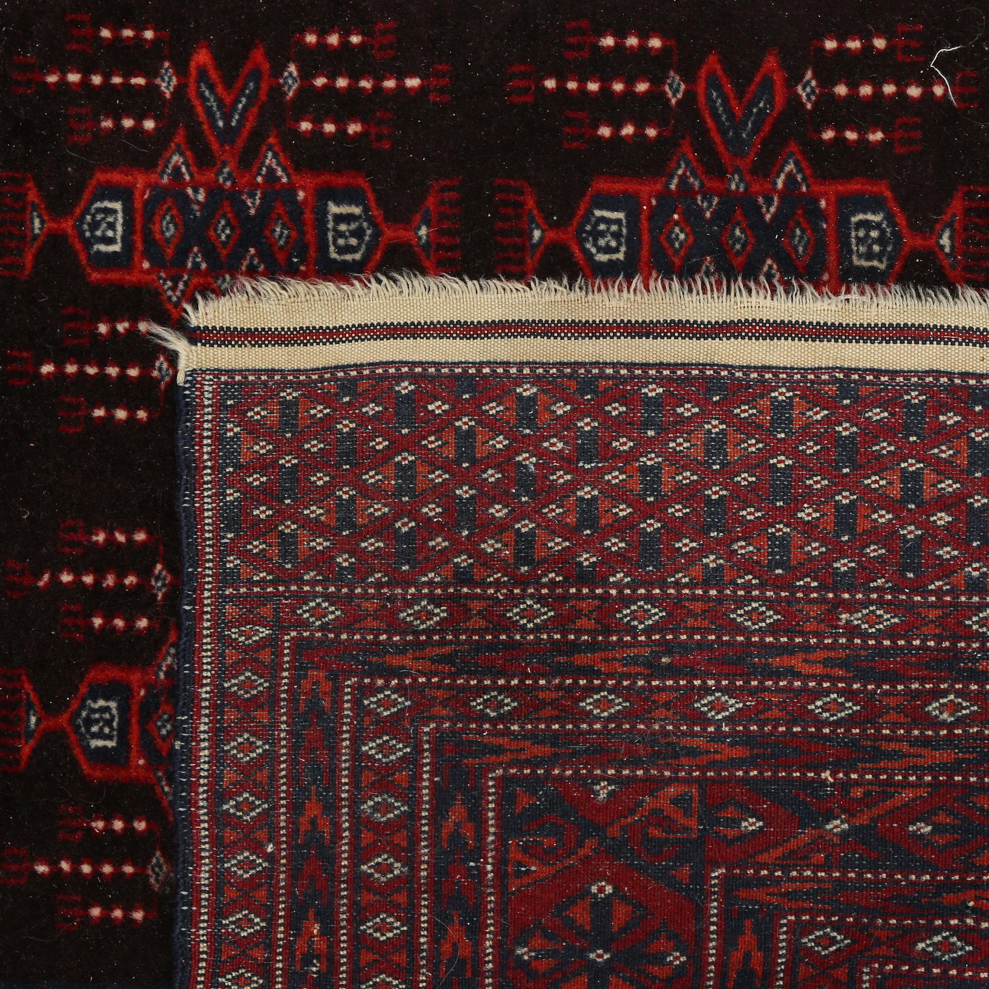 MATTA, troligen Turkmen, ca 182x126 cm.