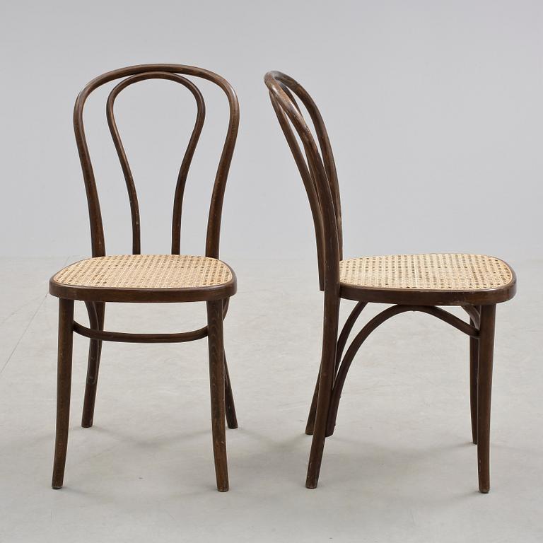 STOLAR, ett par, Thonet-typ, 1900-talets början.