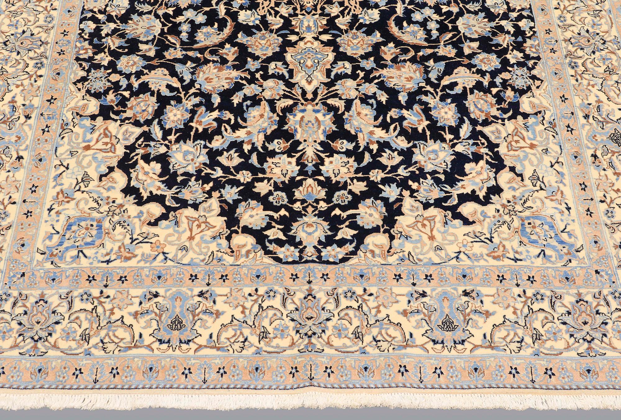 Matto, Nain part silk s.k 6LAA, ca 248 x 155 cm.