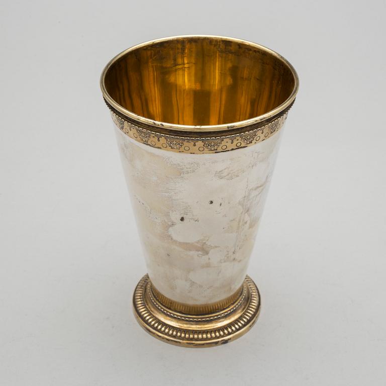 Bägare, silver, MGAB, Uppsala, 1940, vikt ca 260 g.