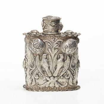 Silver tea caddy with lid, Baroque style, Germany, first half of the 20th century.