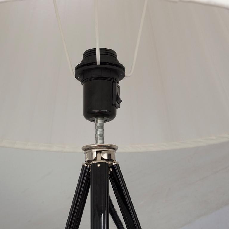 BORDS/GOLVLAMPA, sent 1900-tal.