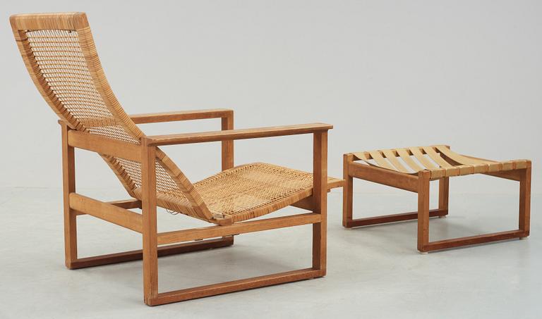 FÅTÖLJ samt FOTPALL, "2254", Børge Mogensen för Fredericia Møbelfabrik.