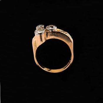 SORMUS, Björn Weckström. Vanhahiontaisia timantteja n. 0.85 ct, Kruunu-Koru Oy Helsinki 1965. Paino 7,8 g.