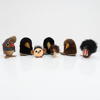 Helena Kuuskoski, Atelier Fauni,figuureja, 7 kpl, Suomi, 1960-70-luvulta.