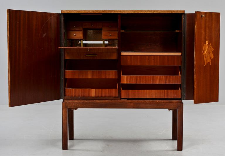 SKÅP, 1900-talets första hälft.