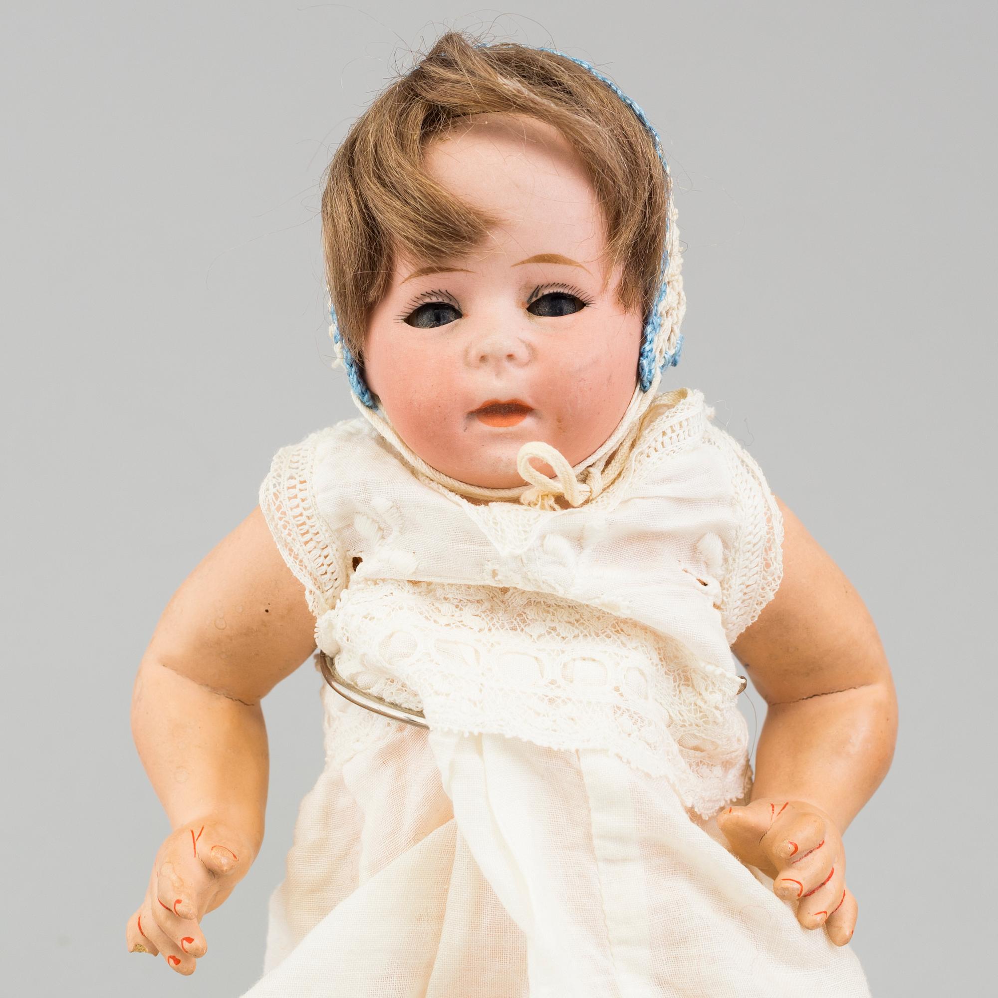 two German porcelain dolls 1910-/1920's.