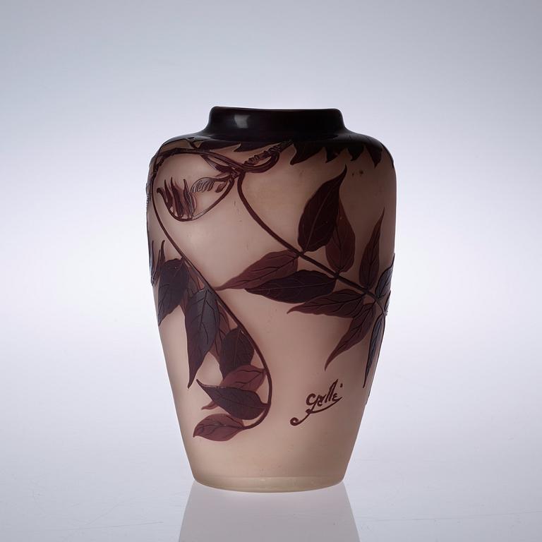 Emile Gallé, An Emile Gallé Art Nouveau cameo glass vase, Nancy, France.