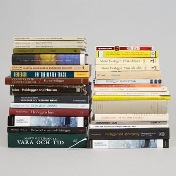 Lars Noréns samling litteratur om Martin Heidegger, 31 volymer.