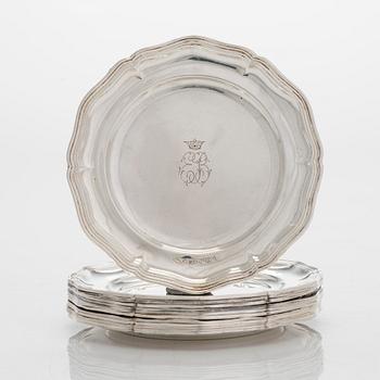 Lasinalusia, 18 kpl, cocktaillusikoita, 7 kpl, hopea, ja pullonalusia 3 kpl, alpakka, suomalaiset valmistajat, 1930-luku.