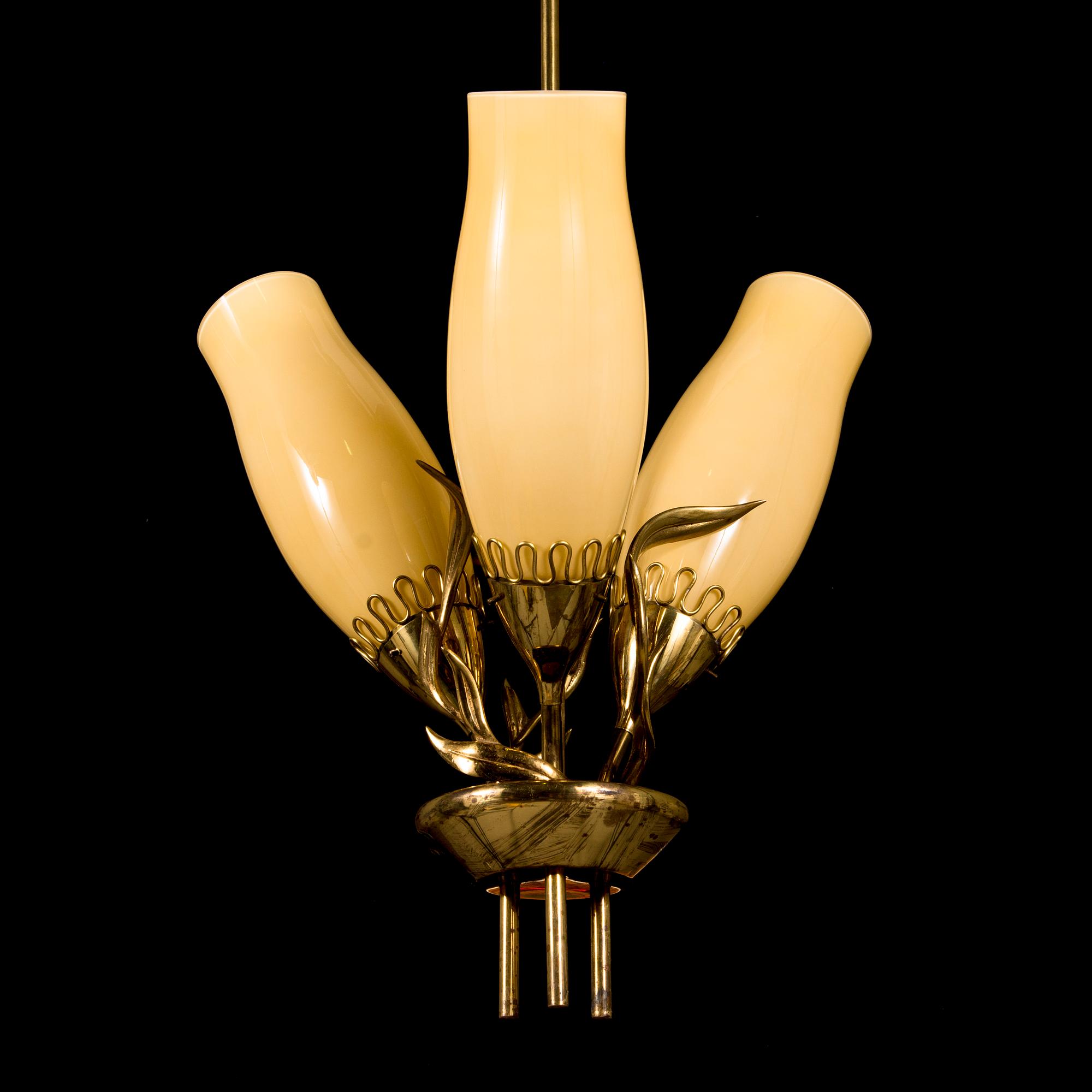 MAURI ALMARI, a mid 20th century, '71020' chandelier for Idman.