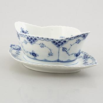 A Royal Copenhagen 'Musselmalet' / 'Blue fluted full lace', 20th century, Model no 1105.