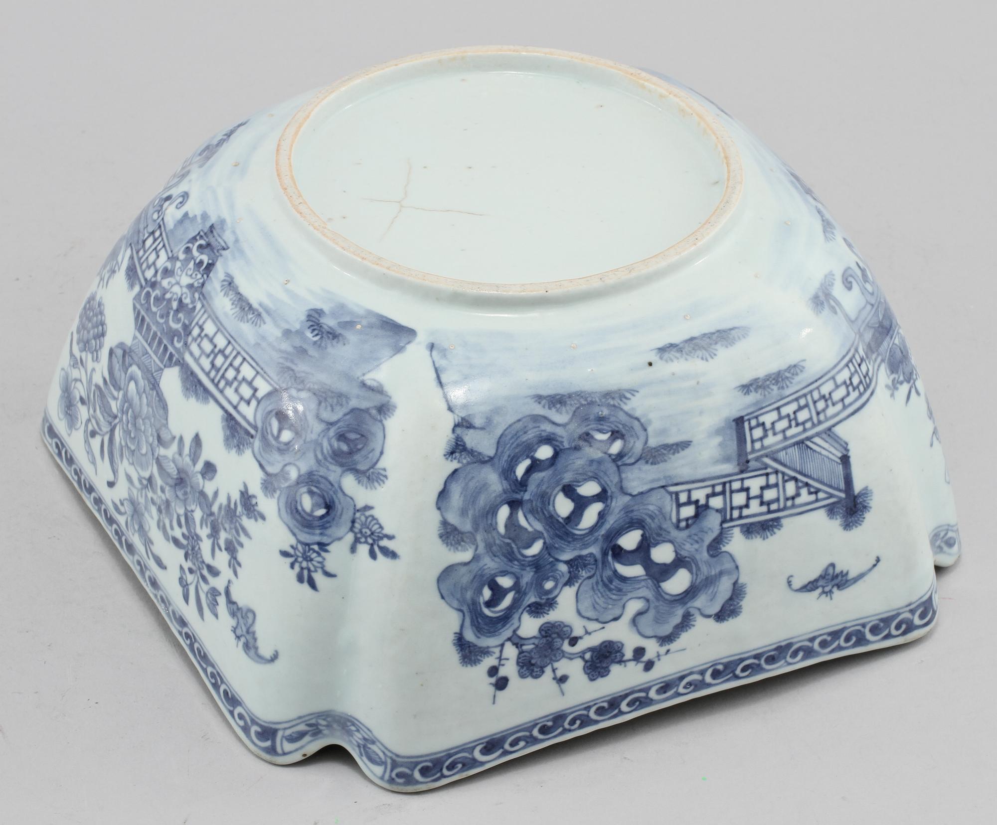 SKÅL, porslin, Kina, Jiaqing, 1796-1820.