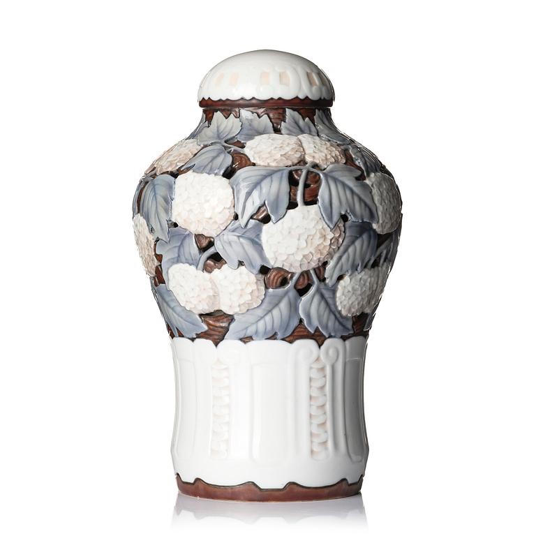 Fanny Garde, an Art Nouveau porcelain lidded vase model 1204/8, Bing & Grøndahl, Denmark.
