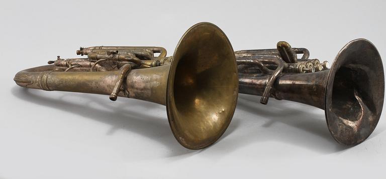 BLÅSINSTRUMENT, 2 st, bl a "Sterling ", Selmer, 1900-tal.