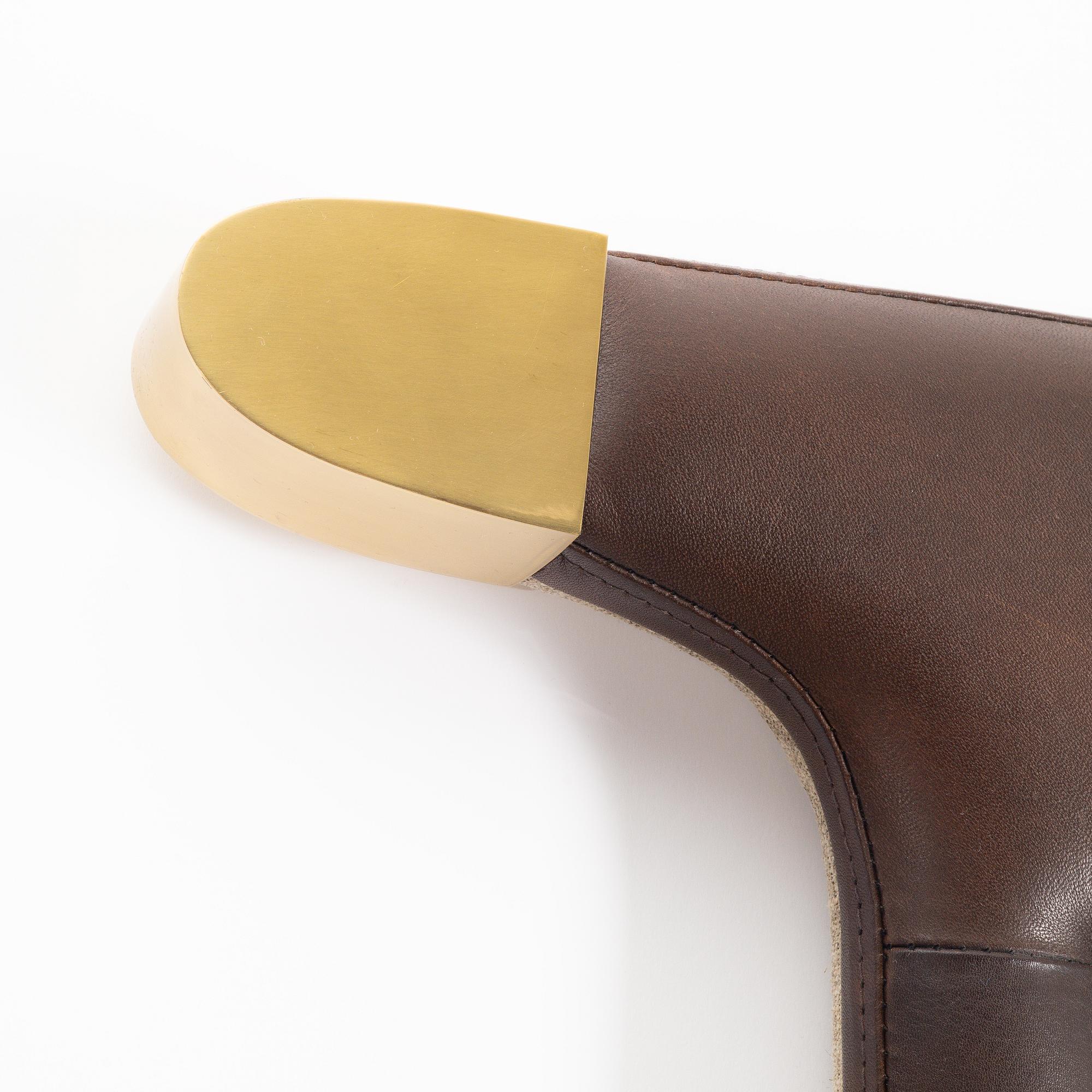 Anna Kraitz, an 2imagine" mirror,Källemo, Sweden.