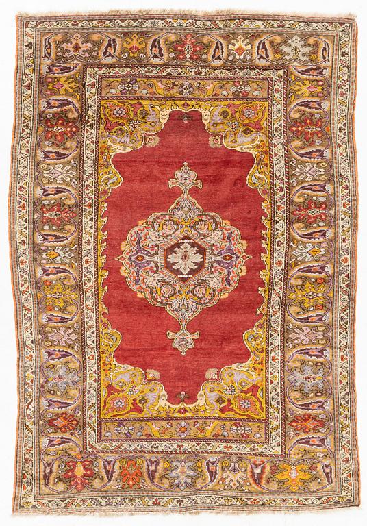 Carpet, oriental, 198 x 136 cm.