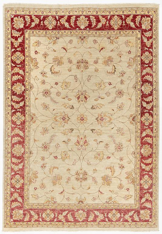 A carpet, Ziegler Design, Agra circa 346 x 240 cm.