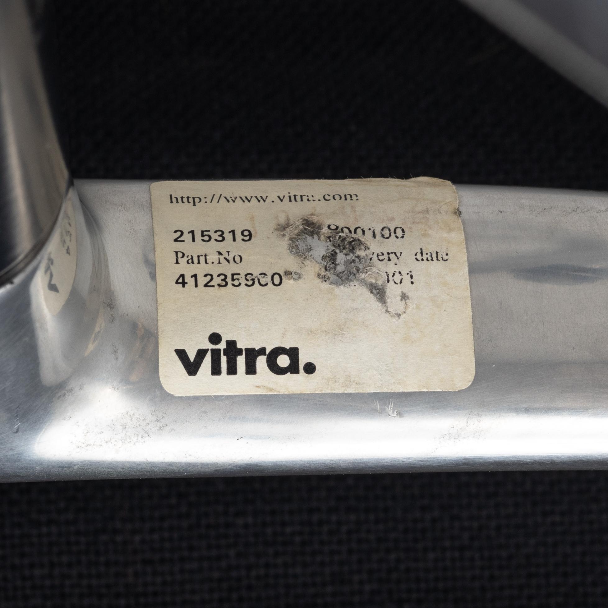 Charles & Ray Eames, office chair, "EA 105", Vitra.
