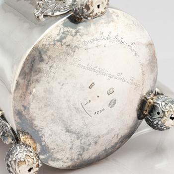 Niclas Warneck, dryckeskanna, silver, Karlstad 1736. Barock.