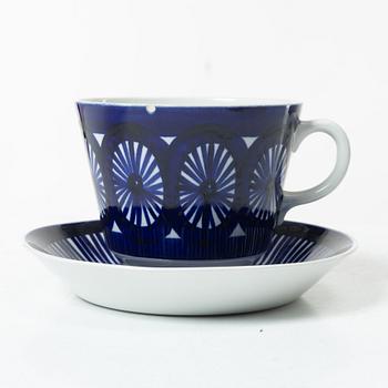 Ulla Procopé, 15 pieces of a 'Valencia' porcelain dining service, Arabia, Finland.