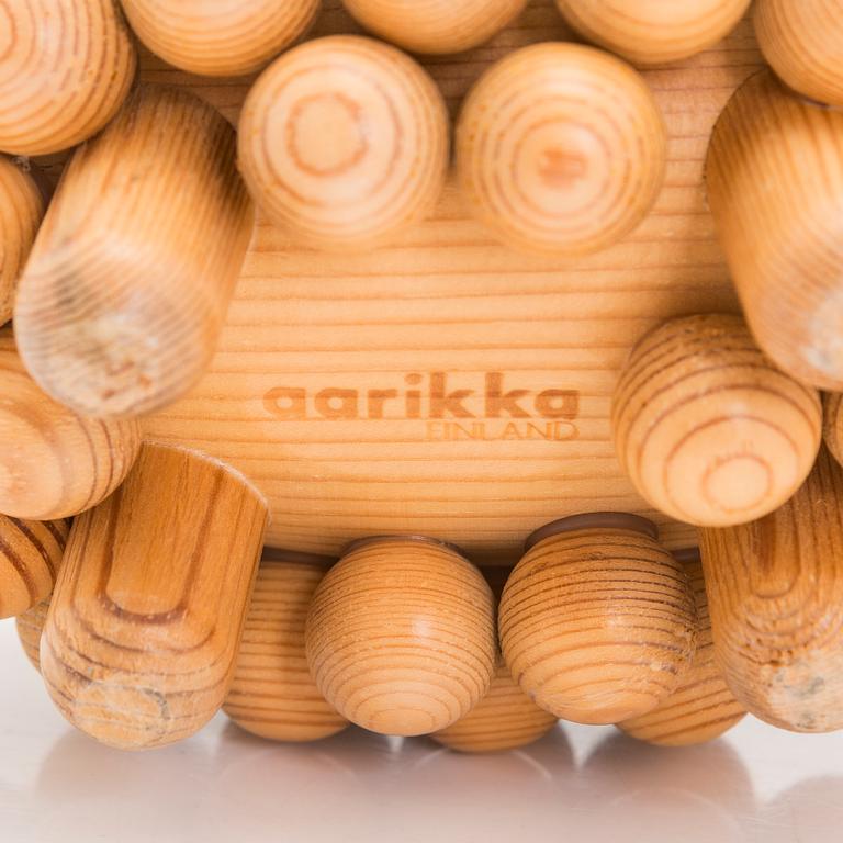 Kaija Aarikka, veistoksia, 2 kpl, puuta, Aarikka Suomi.