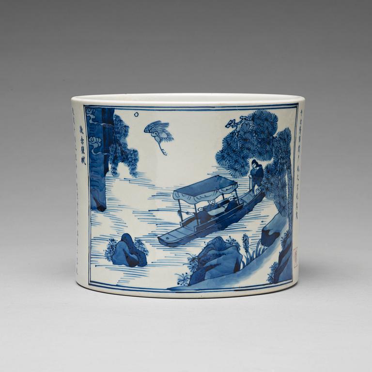 A blue and white brush pot, Qing dynasty.