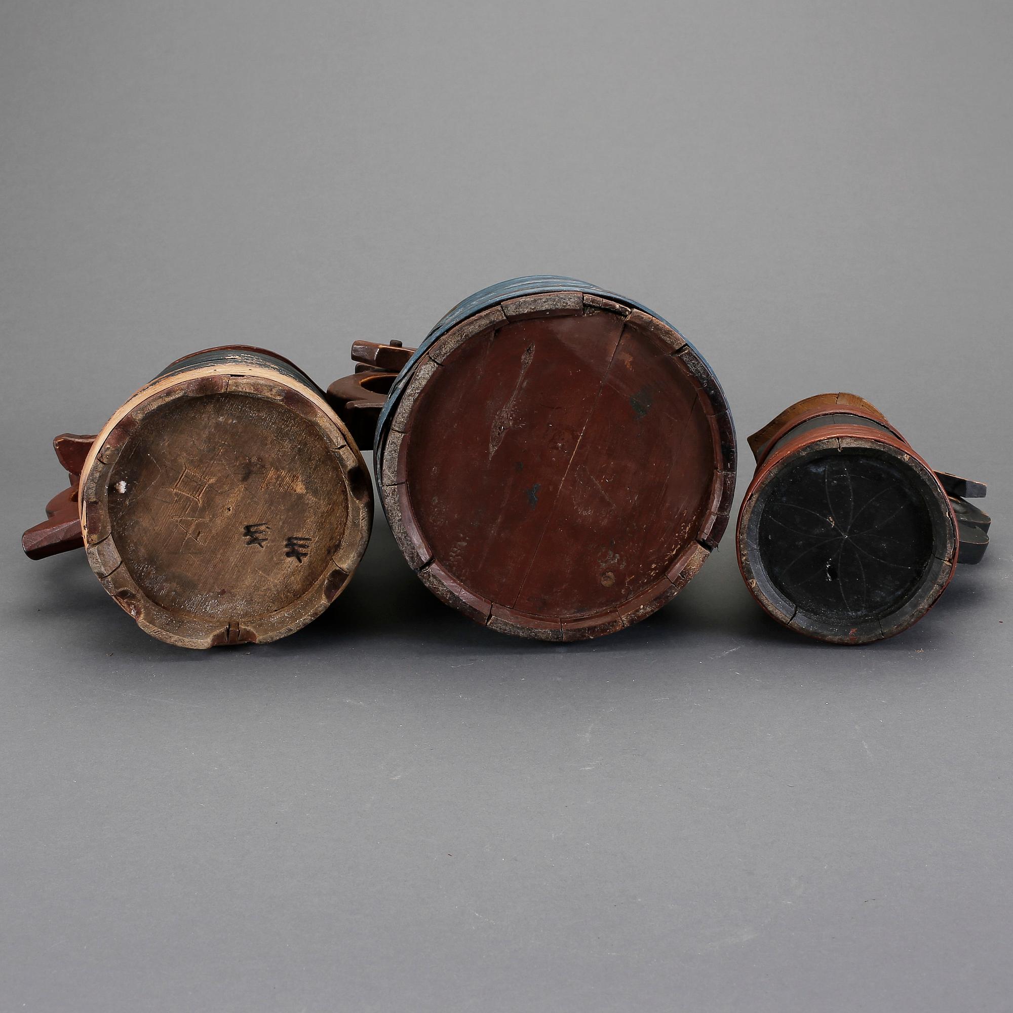 STÅNKOR, 3 stycken, allmoge, 1800-tal.