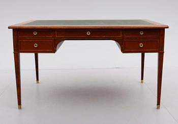 SKRIVBORD, gustaviansk stil, 1900-talets andra hälft.