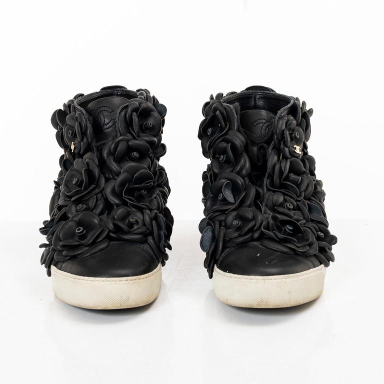 Chanel, sneakers, size 37.