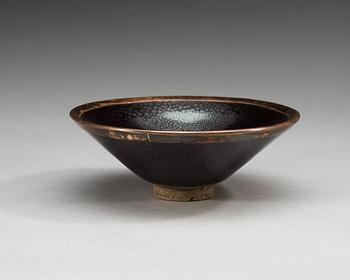 An oil-spot glazed bowl, Song dynasty.
