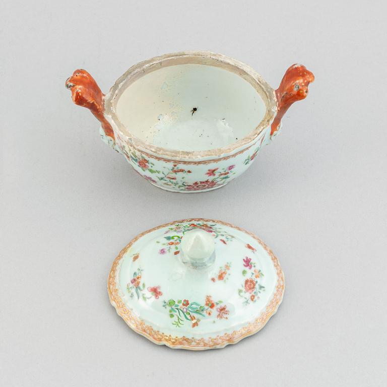 A famille rose butter tureen with cover and stand, Qing dynasty, Qianlong (1736-95).