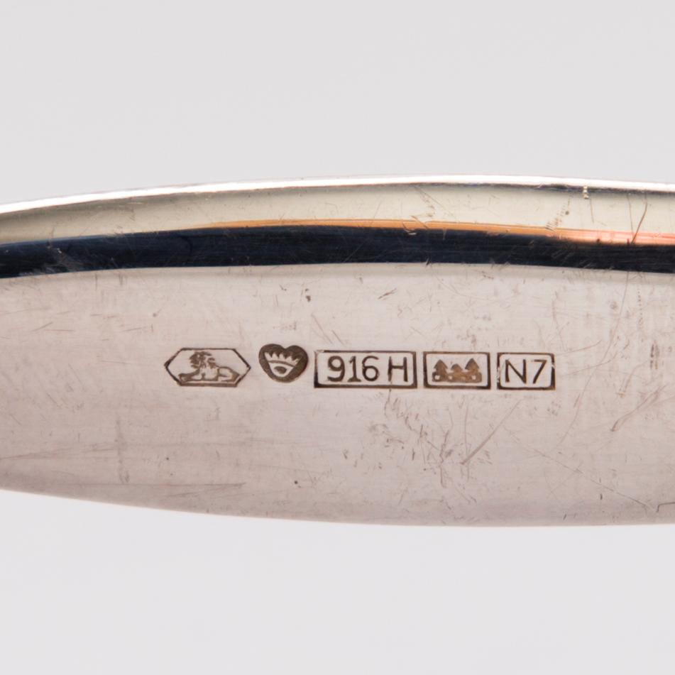 TAPIO WIRKKALA, ATERINSARJA, 57 osaa, hopeaa, "Tapio", Hopea-/Kultakeskus, Hämeenlinna 1961-76.