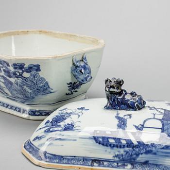 TERRIN, porslin, Kina, Qianlong, 1700-tal.