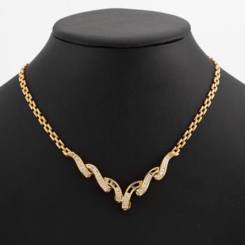 Collier, 18K guld med baguetteslipade diamanter.