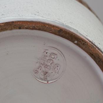 A Mari Simmulson earthenware vase from Upsala Ekeby, 1960s.