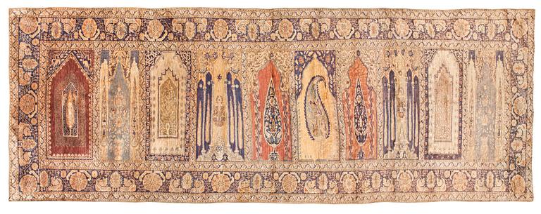 SEMI-ANTIQUE KAYSERI SAF. 277,5 x 102 cm.
