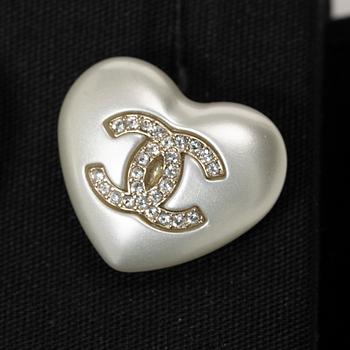 Chanel, Earrings, a pair, 2022.